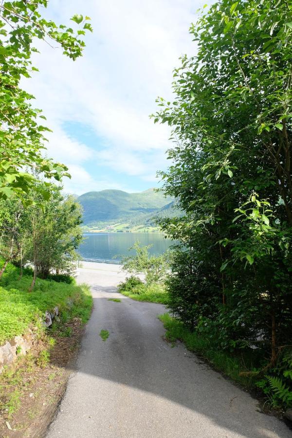 Lake View Holiday Stay In Jolster Ardal  ภายนอก รูปภาพ
